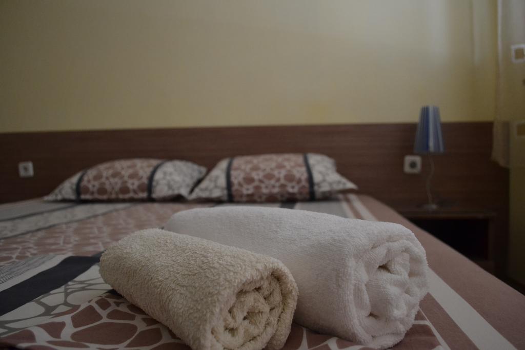 Stella Del Mare Guest House Naousa Oda fotoğraf